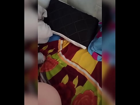 ❤️ Dakina ta zauna a gida ita kadai saboda mijinta ya tafi hutu sai na yi amfani da damar in yi mata fyade na cika mata gindi da nono. ️ Batsa ☑